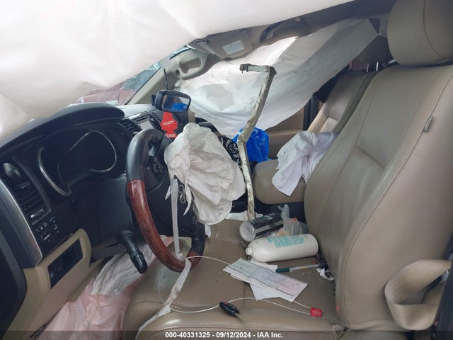 Toyota Sequoia Platinum 2019 5TDYY5G19KS073066 Image 5