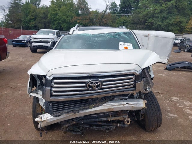 Toyota Sequoia Platinum 2019 5TDYY5G19KS073066 Image 6