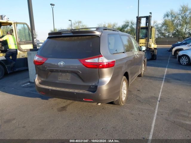 5TDYZ3DCXHS794142 Toyota Sienna Xle Premium 8 Passenger