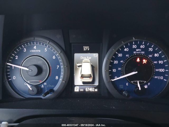 5TDYZ3DCXHS794142 Toyota Sienna Xle Premium 8 Passenger