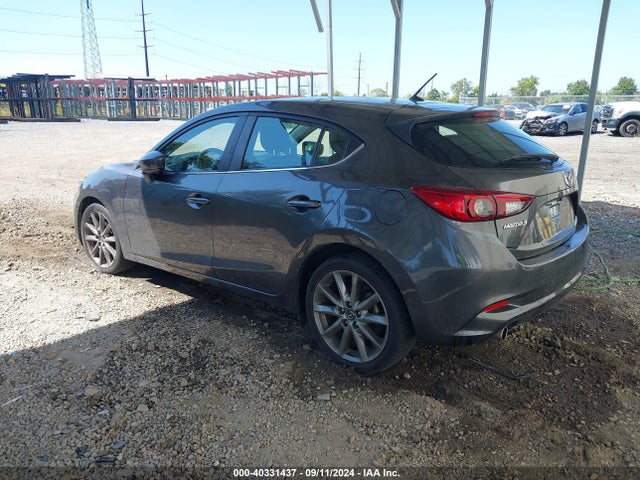 3MZBN1L34JM255428 Mazda Mazda3 Touring