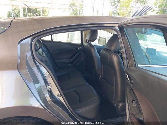 3MZBN1L34JM255428 Mazda Mazda3 Touring