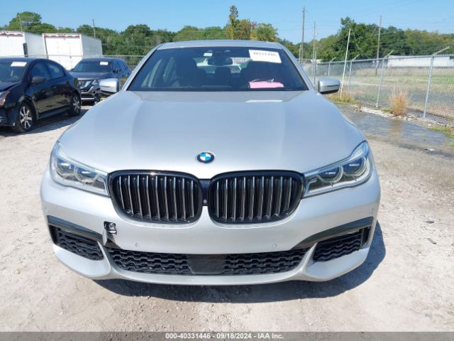WBA7F0C37HGM21801 BMW 750i