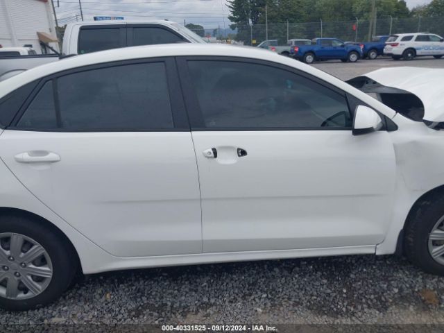 3KPA24AD7ME381947 KIA RIO LX/S