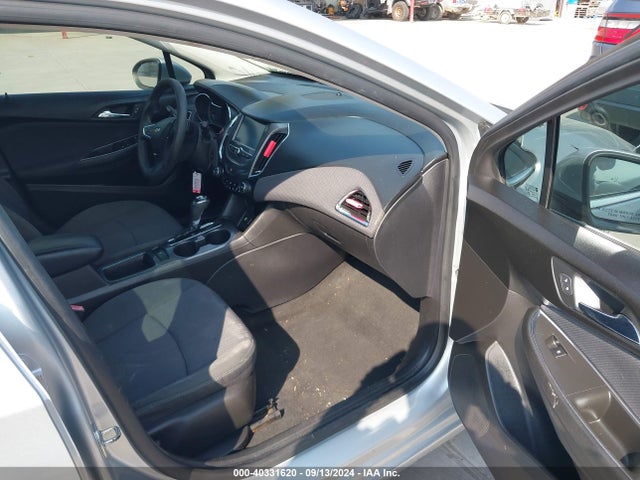 Chevrolet Cruze Lt Auto 2018 1G1BE5SM1J7203259 Image 5