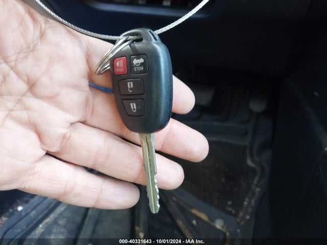 Toyota Corolla Le Plus 2014 2T1BURHE2EC087348 Image 11