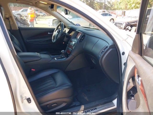 JN1BJ0RP3HM386913 Infiniti QX50