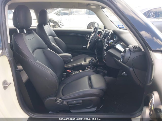2021 MINI HARDTOP WMWXR5C07M2N99919 Photo 4