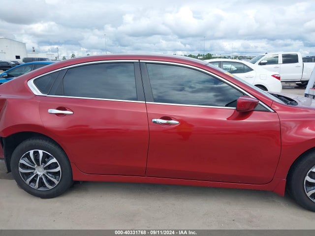 Nissan Altima 2.5 S 2014 1N4AL3AP3EN358900 Image 13