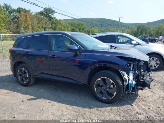 JN8BT3BB2RW172013 Nissan Rogue Sv Intelligent Awd