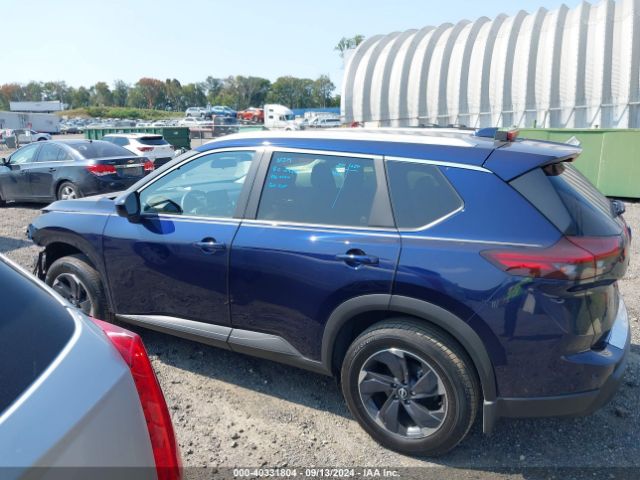 JN8BT3BB2RW172013 Nissan Rogue Sv Intelligent Awd