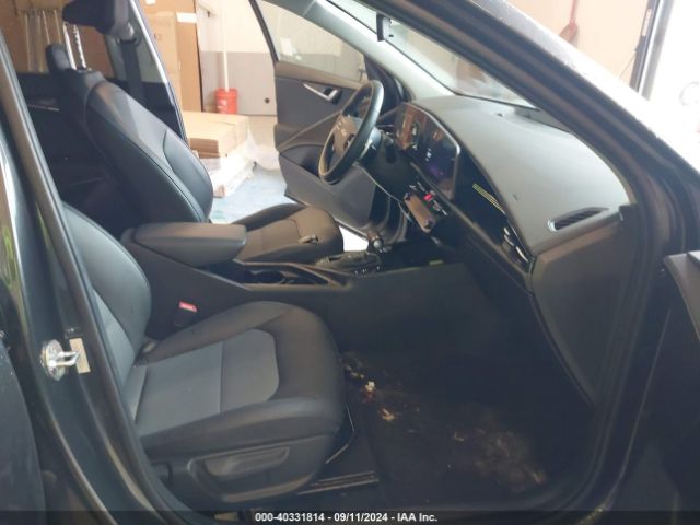 KNDCR3LE8P5043414 KIA NIRO EX
