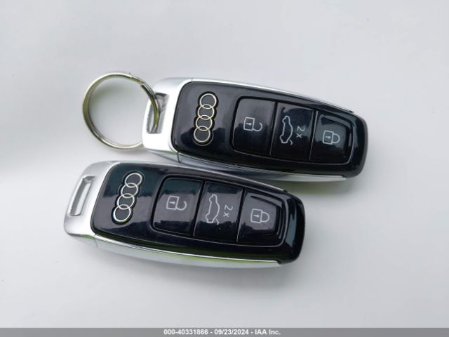 WA1AAAGE5MB013145 Audi E-tron Premium Quattro