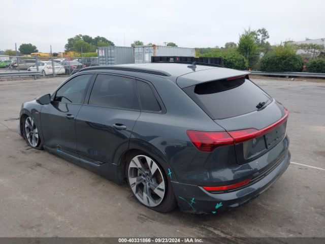 WA1AAAGE5MB013145 Audi E-tron Premium Quattro