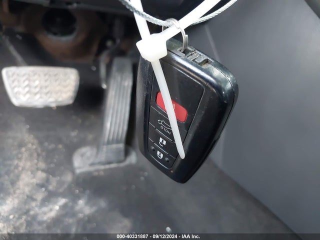 Toyota Rav4 Xle Premium 2019 2T3C1RFV8KC031580 Image 11