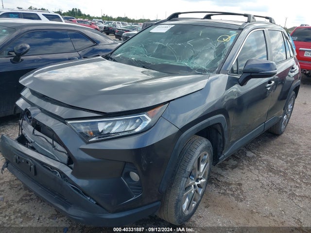 Toyota Rav4 Xle Premium 2019 2T3C1RFV8KC031580 Image 2