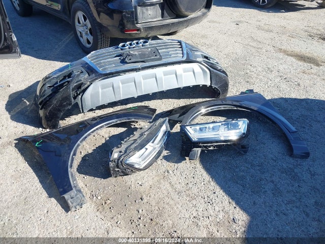 WA1LHAF71KD022174 Audi Q7 45 Premium/45 Se Premium