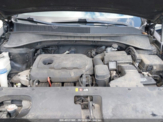 5XYPG4A39HG204778 KIA Sorento 2.4l Lx