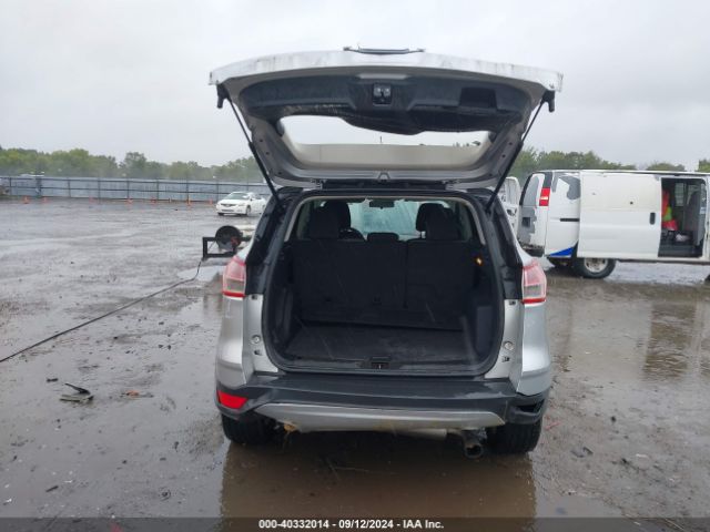 1FMCU0G98FUA63642 Ford ESCAPE SE