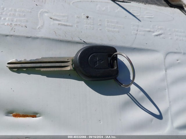 2002 MITSUBISHI MONTERO JA4MW51R82J012043 Photo 10