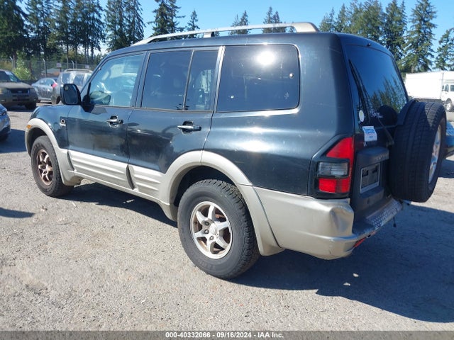 2002 MITSUBISHI MONTERO JA4MW51R82J012043 Photo 2