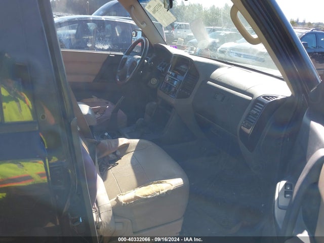 2002 MITSUBISHI MONTERO JA4MW51R82J012043 Photo 4