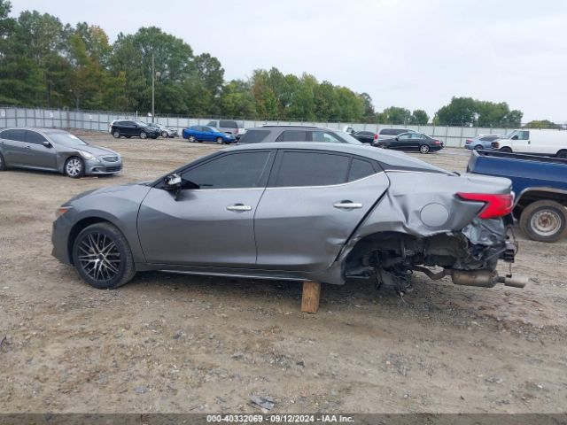 1N4AA6AP7JC392027 Nissan Maxima 3.5 Sv