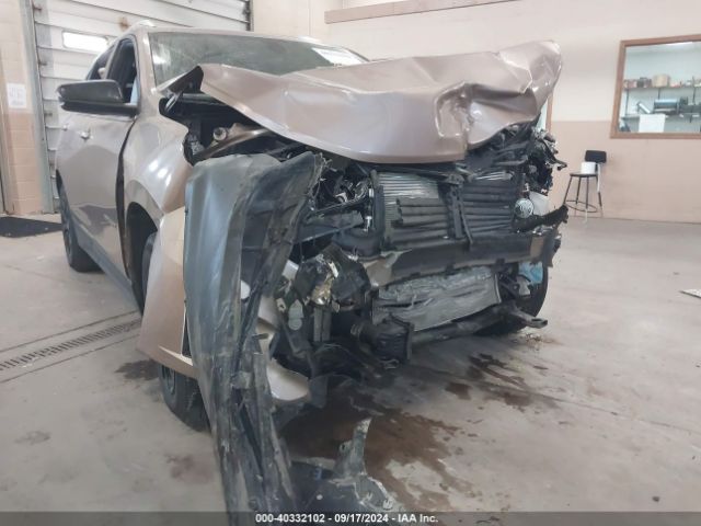 2GNAXSEV7J6162577 Chevrolet EQUINOX LT