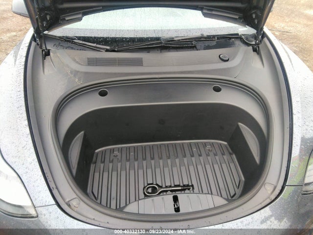 2023 TESLA MODEL 3 5YJ3E1EA1PF669489 Photo 9