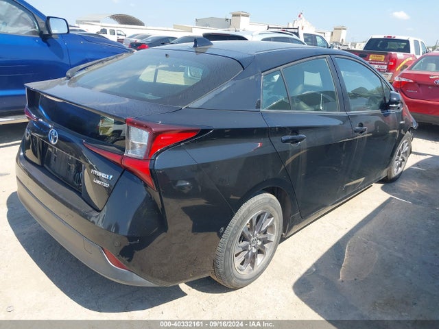 JTDKARFUXK3075116 Toyota Prius Limited