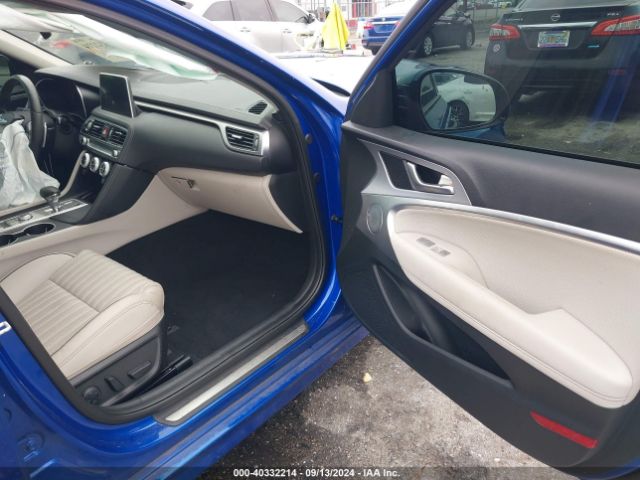 KMTG74LE7LU046349 Genesis G70 3.3t Rwd