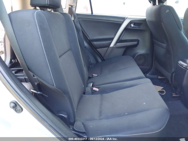 Toyota Rav4 Xle 2016 2T3WFREV3GW272968 Image 8