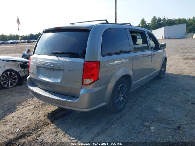 2C4RDGEGXJR242263 Dodge Grand Caravan Gt