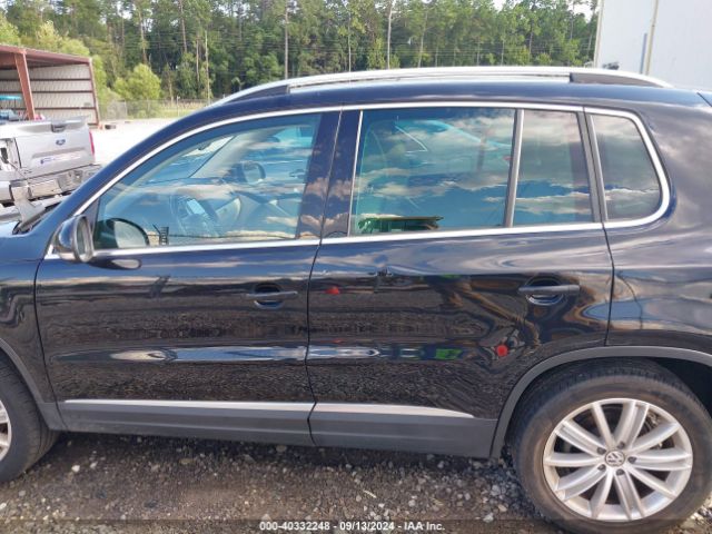 WVGAV7AX7GW523786 Volkswagen TIGUAN SE