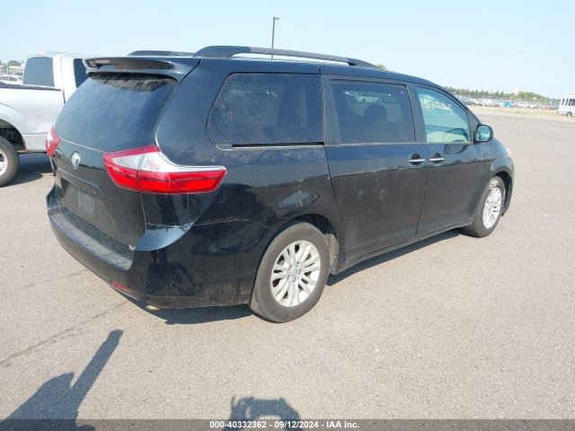 Toyota Sienna Xle 8 Passenger 2015 5TDYK3DC6FS645809 Image 4