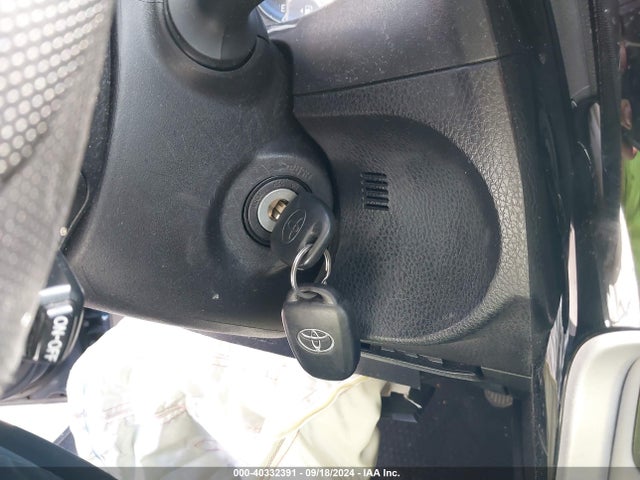Toyota COROLLA LE 2018 5YFBURHE0JP788237 Image 11