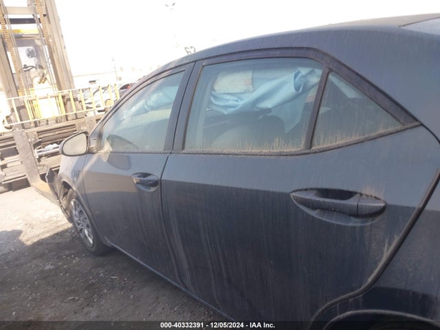 Toyota COROLLA LE 2018 5YFBURHE0JP788237 Image 15