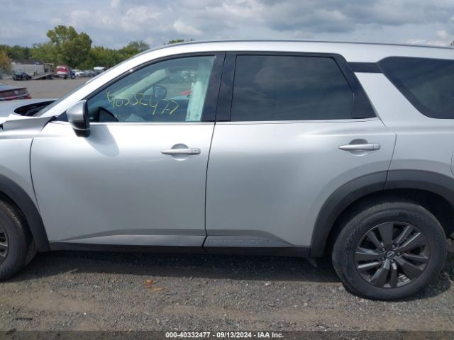 5N1DR3AC7NC214406 Nissan Pathfinder S 4wd