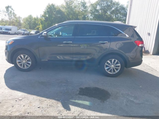 5XYPGDA52JG429227 KIA Sorento 3.3l Lx