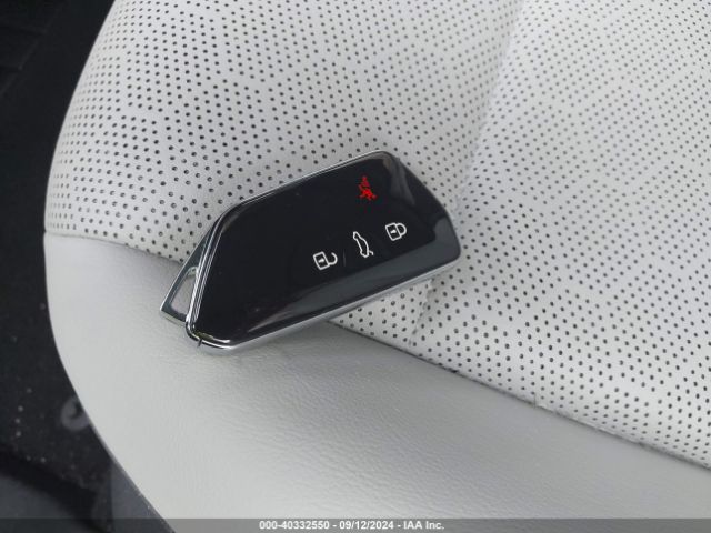 WVGTMPE2XNP071141 Volkswagen ID.4 PRO S