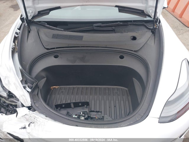 2023 TESLA MODEL 3 5YJ3E1EA0PF418172 Photo 9