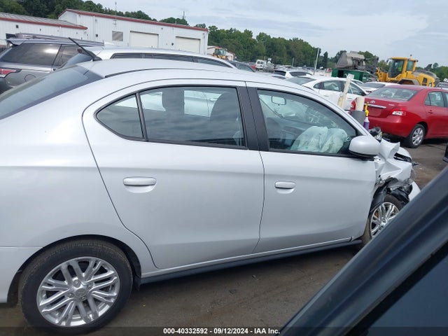 Mitsubishi Mirage G4 Black Edition/es/le 2023 ML32FUFJ4PHF02137 Image 13