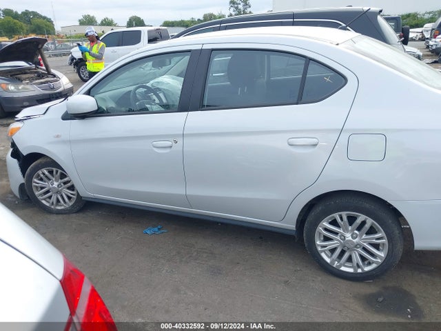 Mitsubishi Mirage G4 Black Edition/es/le 2023 ML32FUFJ4PHF02137 Image 14