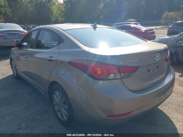 Hyundai ELANTRA SE 2015 5NPDH4AE3FH641585 Image 3