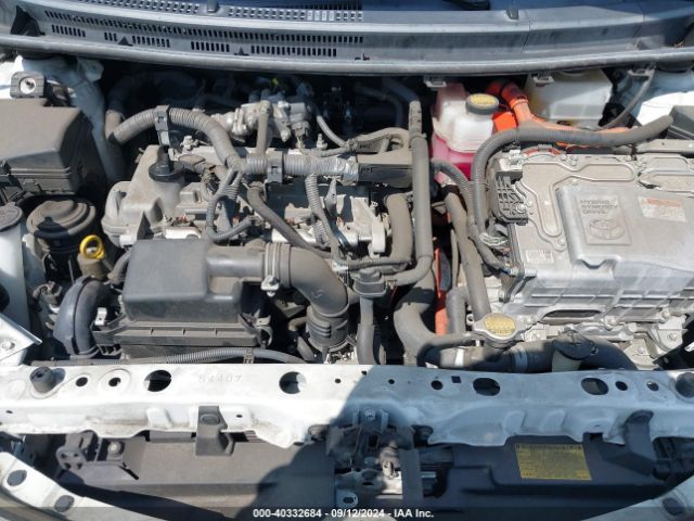 JTDKDTB3XE1564262 Toyota Prius C One