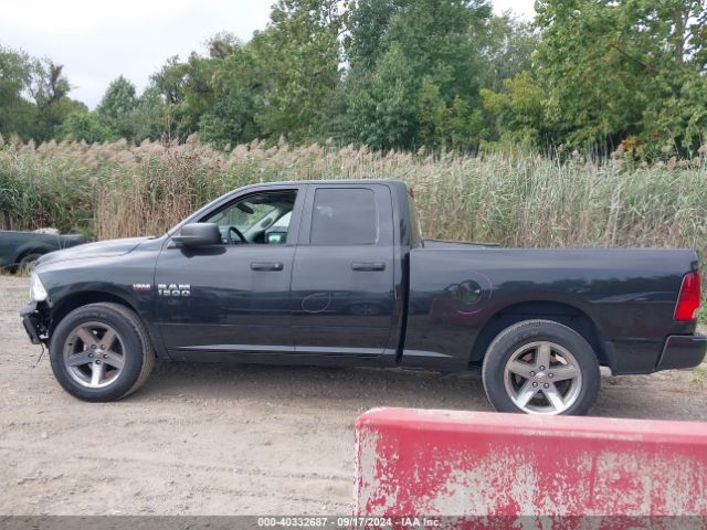 1C6RR7FTXHS727399 RAM 1500 Express Quad Cab 4x4 6'4 Box