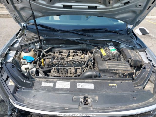 1VWBA7A37JC028883 Volkswagen Passat 2.0t Se