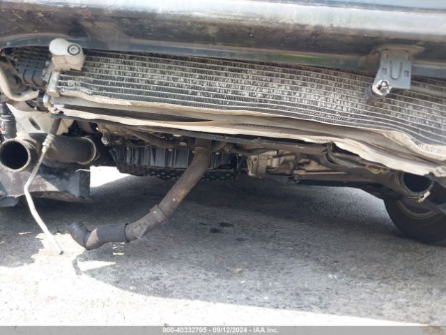 1VWBA7A37JC028883 Volkswagen Passat 2.0t Se