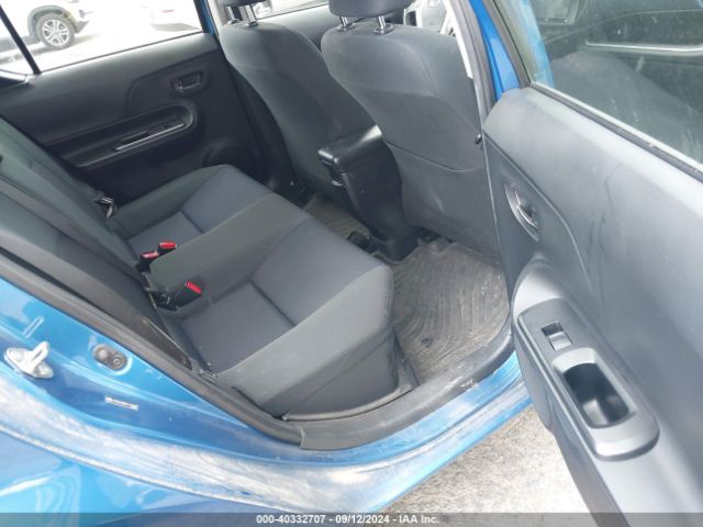 JTDKDTB33G1132633 Toyota Prius C Two