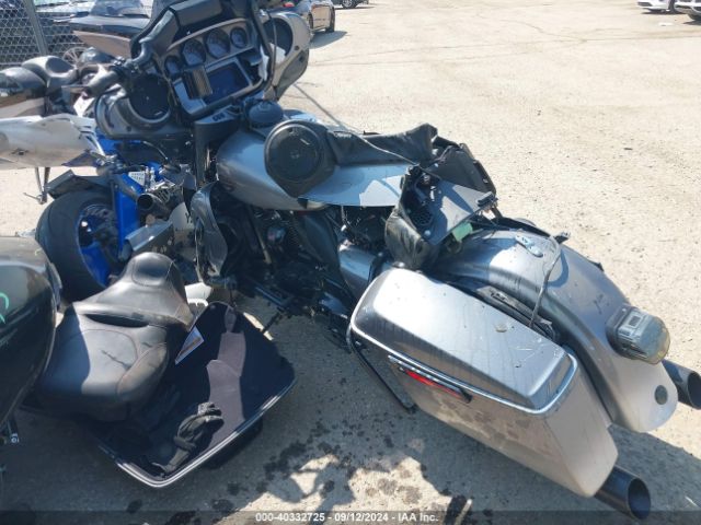 2019 HARLEY-DAVIDSON FLHTKSE 1HD1TEH13KB958707 Photo 2